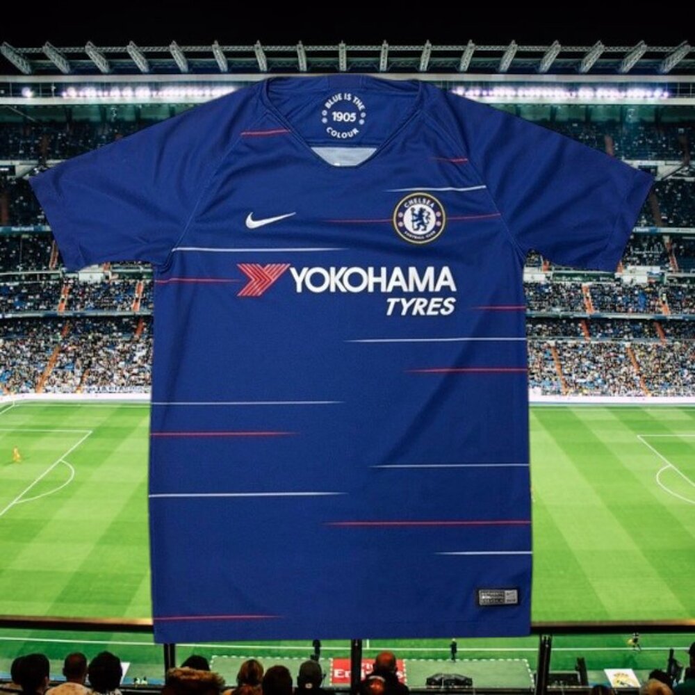 Nike Dri-Fit Chelsea Football Club 2018 Yokohama Tires Youth Jersey Size Large
